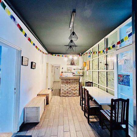 Bishnu Hostel Zagreb Eksteriør billede
