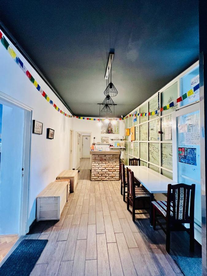 Bishnu Hostel Zagreb Eksteriør billede