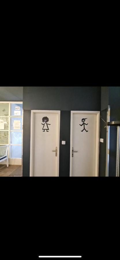Bishnu Hostel Zagreb Eksteriør billede