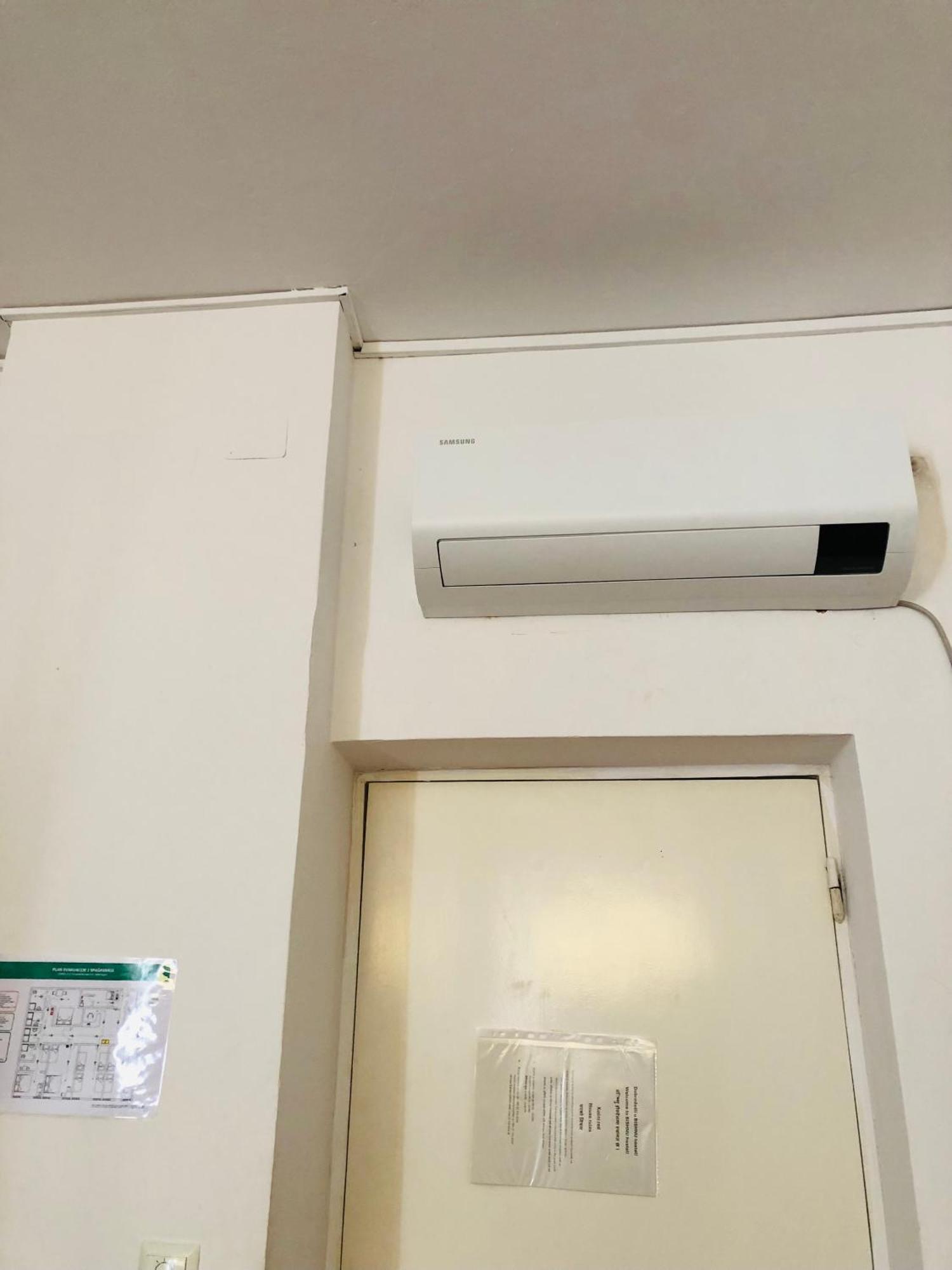Bishnu Hostel Zagreb Eksteriør billede